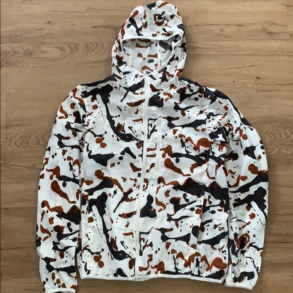 Wind breaker